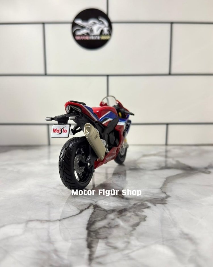 Maisto 1:18 Honda CBR 1000RR (KUTULU)