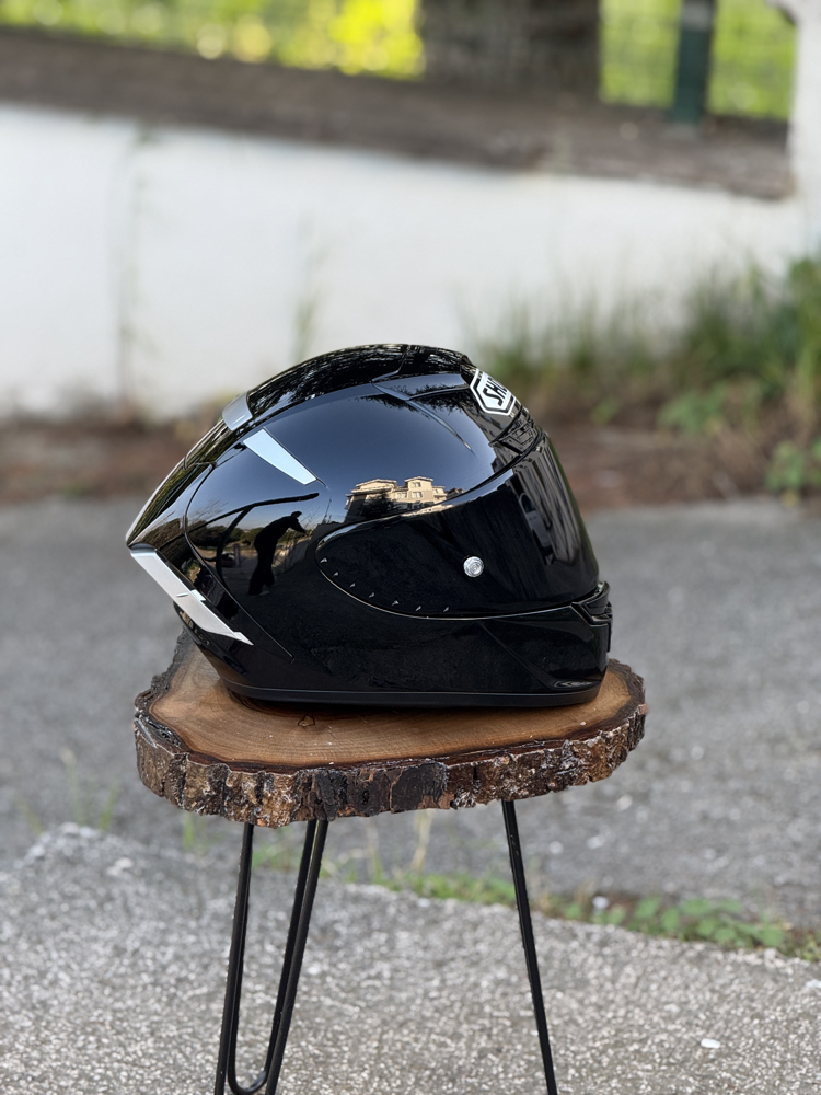 SHOEİ X14