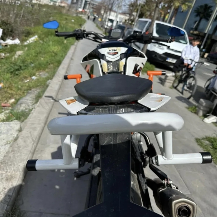 KTM Duke 125 / 250 / 390 (2024) ARKA KORUMA DEMİRİ