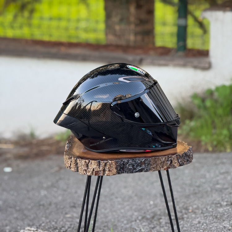 AGV PİSTA GP RR