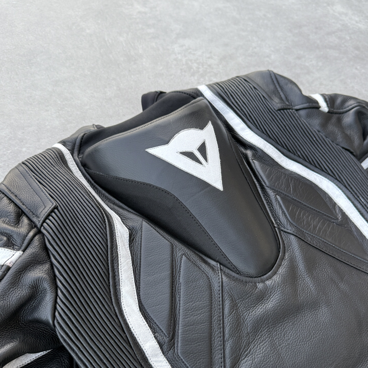 DAINESE HÖRGÜÇLÜ KADIN CEKET ( HAKİKİ DERİ )