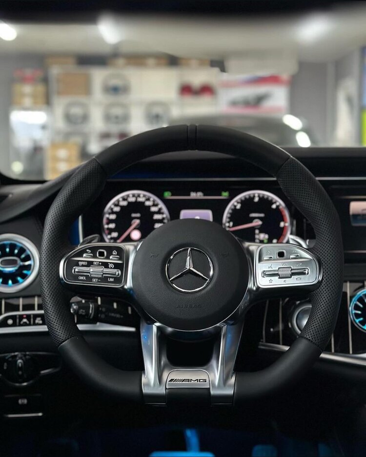 MERCEDES AMG DERİ DİKİŞLİ