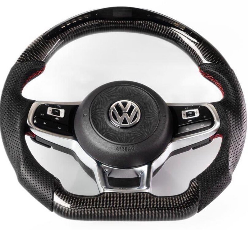 Volkswagen GTI & R-Line Karbon Fiber LED Gösterge Ekranlı D-Shape Direksiyon