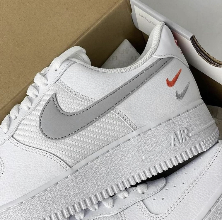 Nike Air Force 1 07 Double Swoosh White Picante