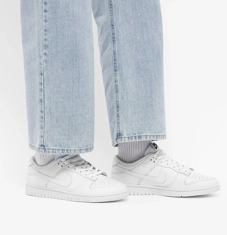 Nike Dunk Low Triple White