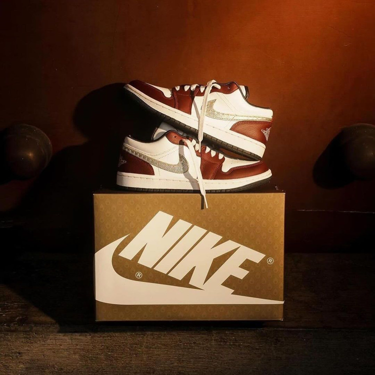 Air Jordan 1 Low