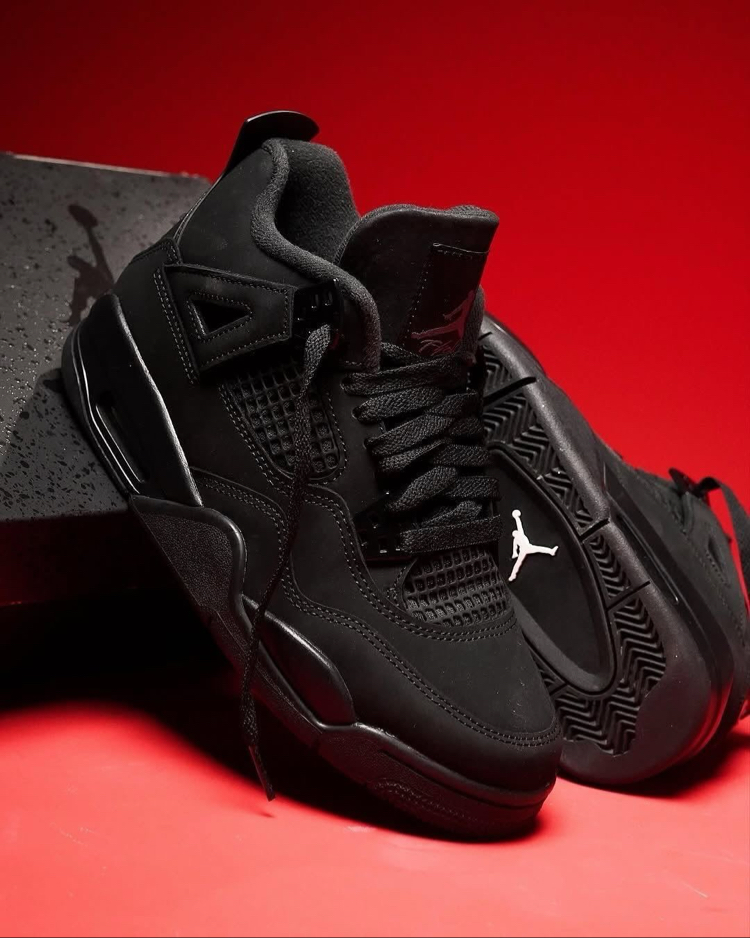 Air Jordun 4 Retro Black Cat 