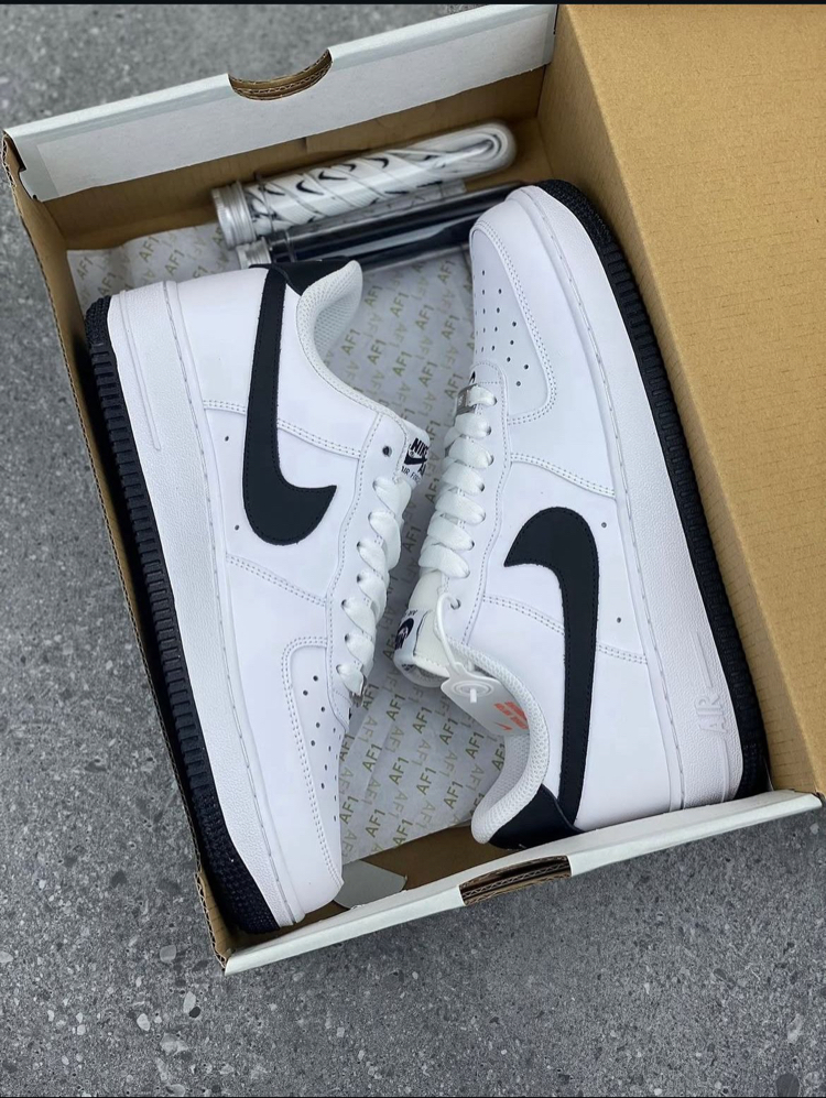 Nike Air Force 1 '07 'White Black Outsole'