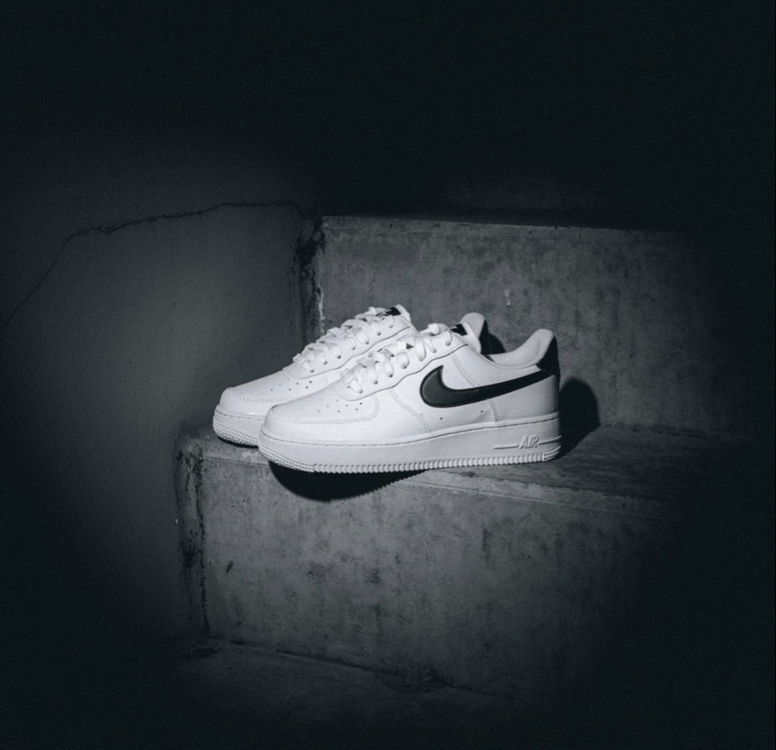 NİKE AİR FORCE AF 1