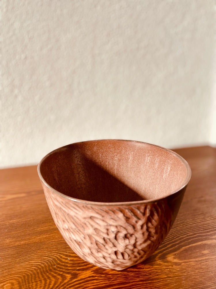 carved II stoneware ramen kase