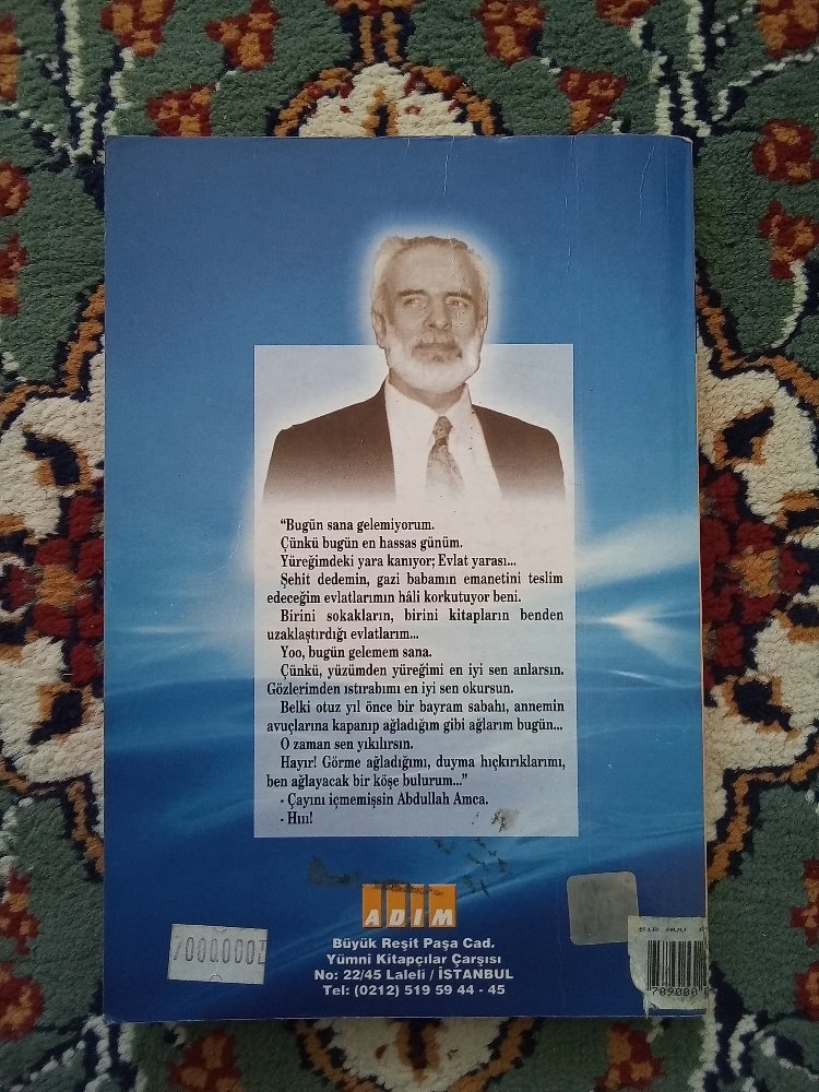 bir avuç ateş(Hasan Nail Canat)