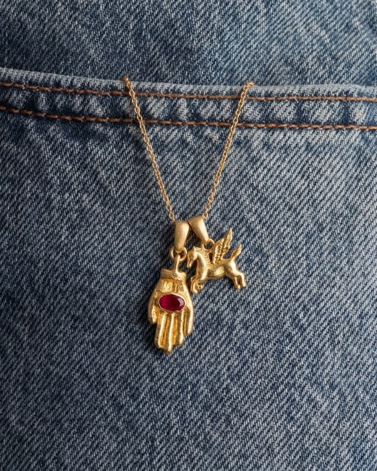Yakut Pegasus Kolye