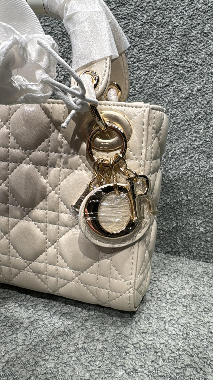 CD SMALL LADY İTHAL