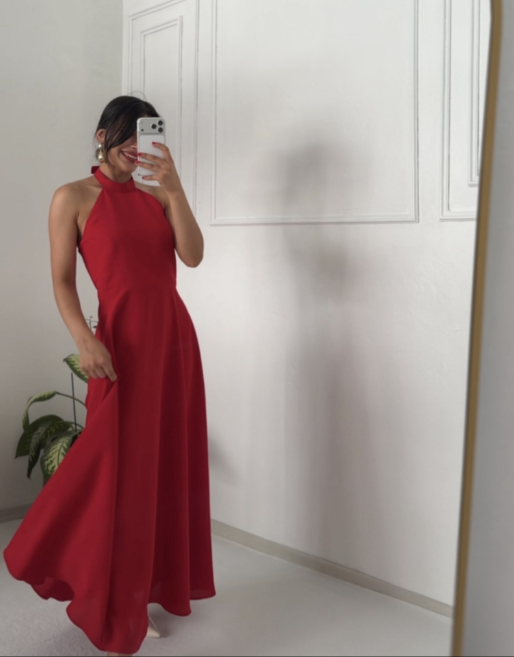 Halter Yaka Kırmızı Elbise 