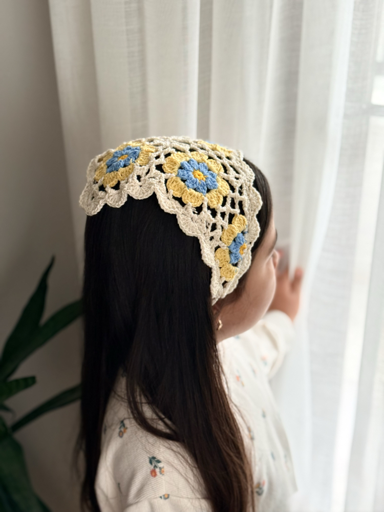 Çiçekli bandana