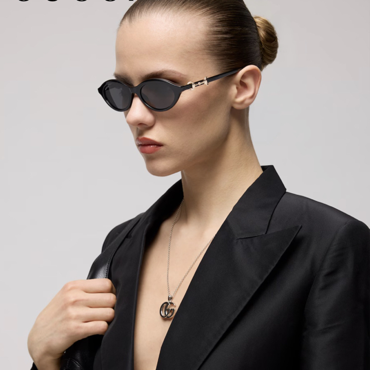 Gucci Oval-frame sunglasses