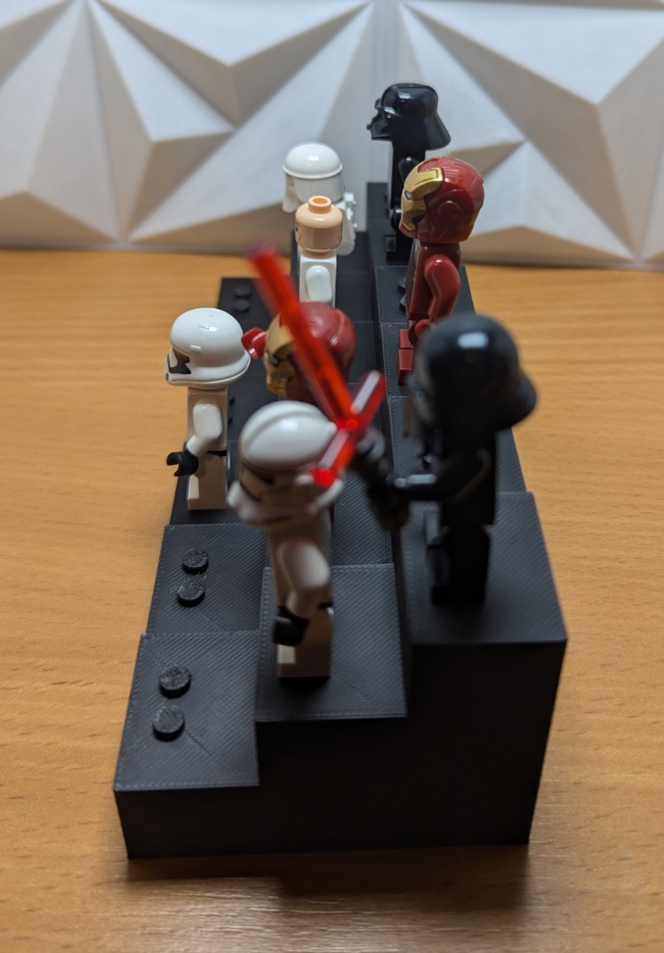 LEGO Minifigür Standı 18'li