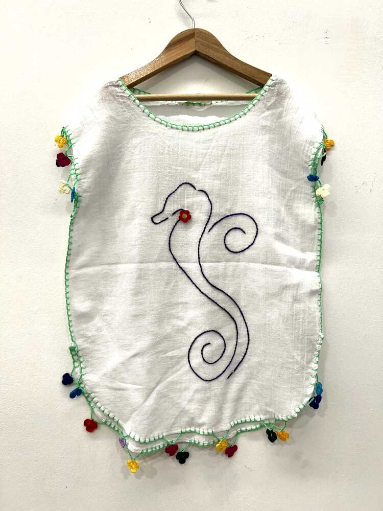 Denizatı İşlemeli Keten Bebek Pareosu