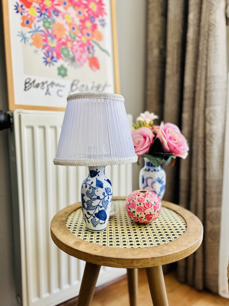 Bleu Blanc abajur beyaz kurdele başlık
