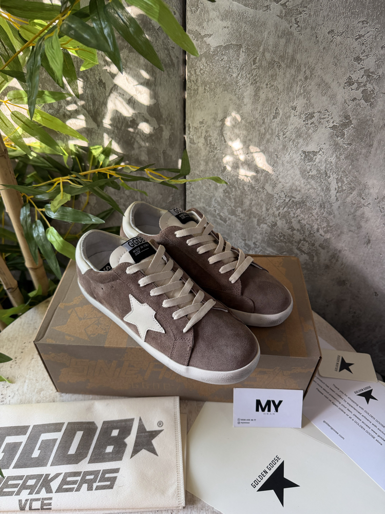 Golden Goose “Brown” ⭐️