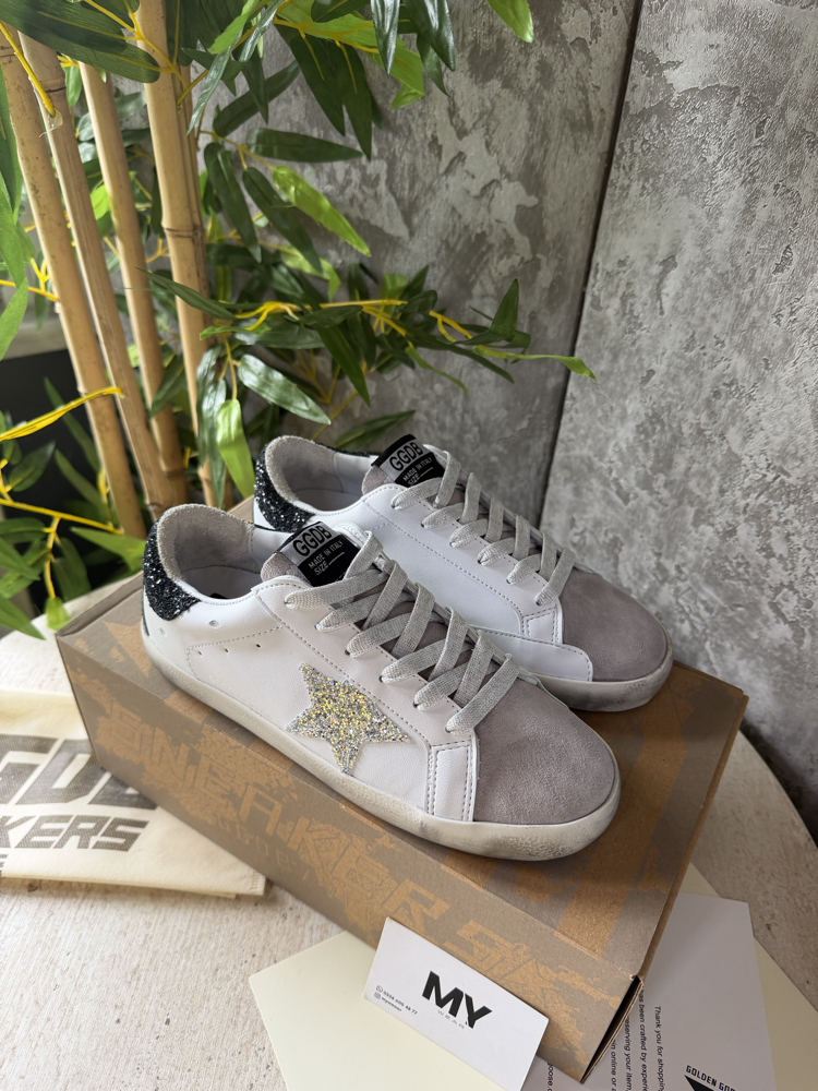 Golden Goose “Black/Silver” ⭐️