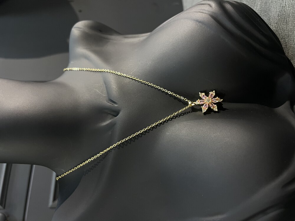 Pink Gold Lotus Çiçeği Kolye