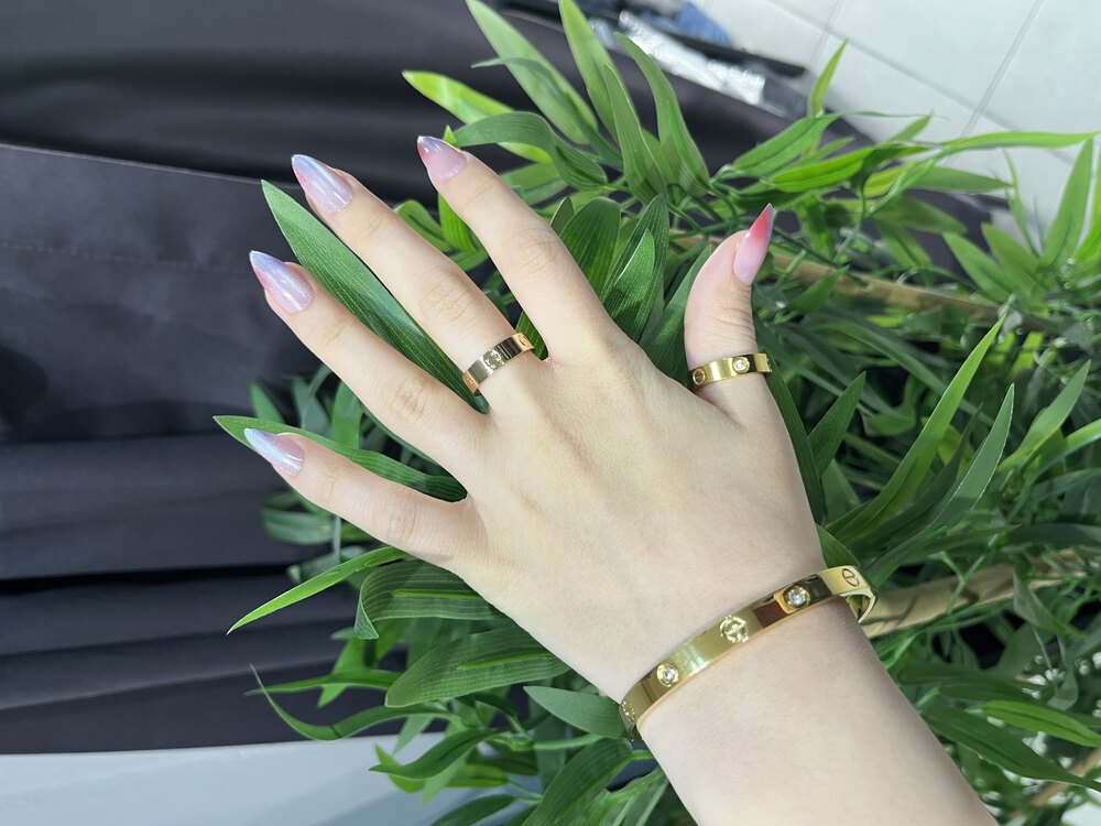 Gold Cartier Bileklik