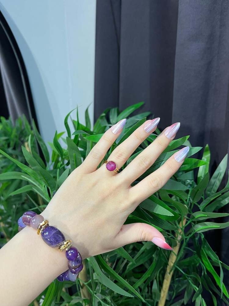 Violet Aura Yüzük