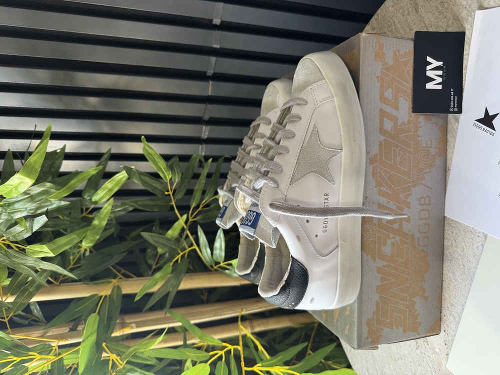 Golden Goose “White/Grey” ⭐️