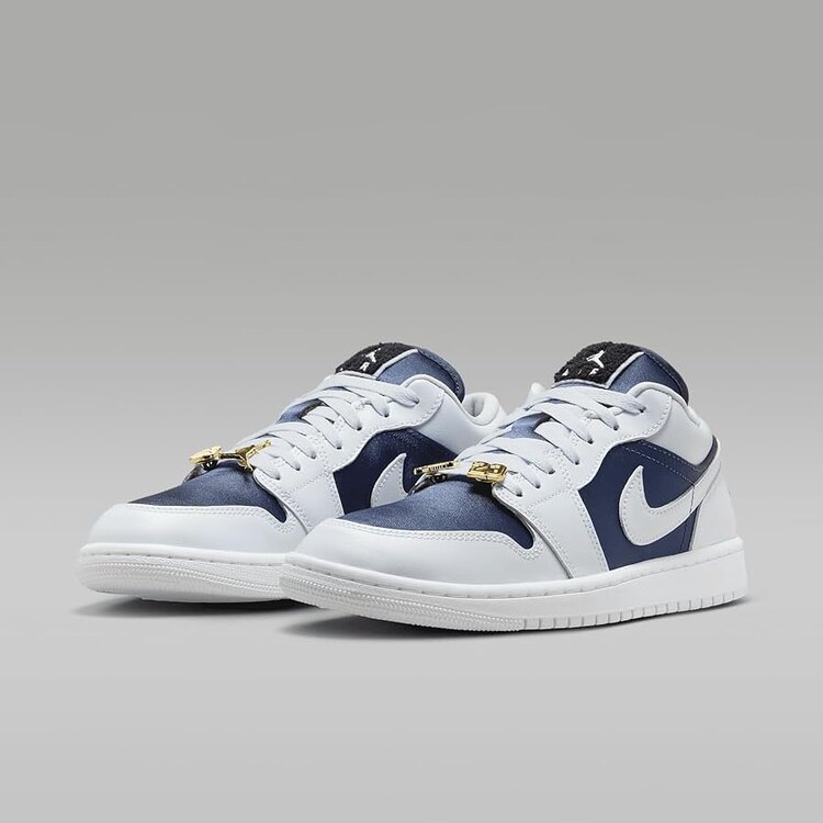 NİKE AIR JORDAN 1 LOW “FOOTBALL GREY”