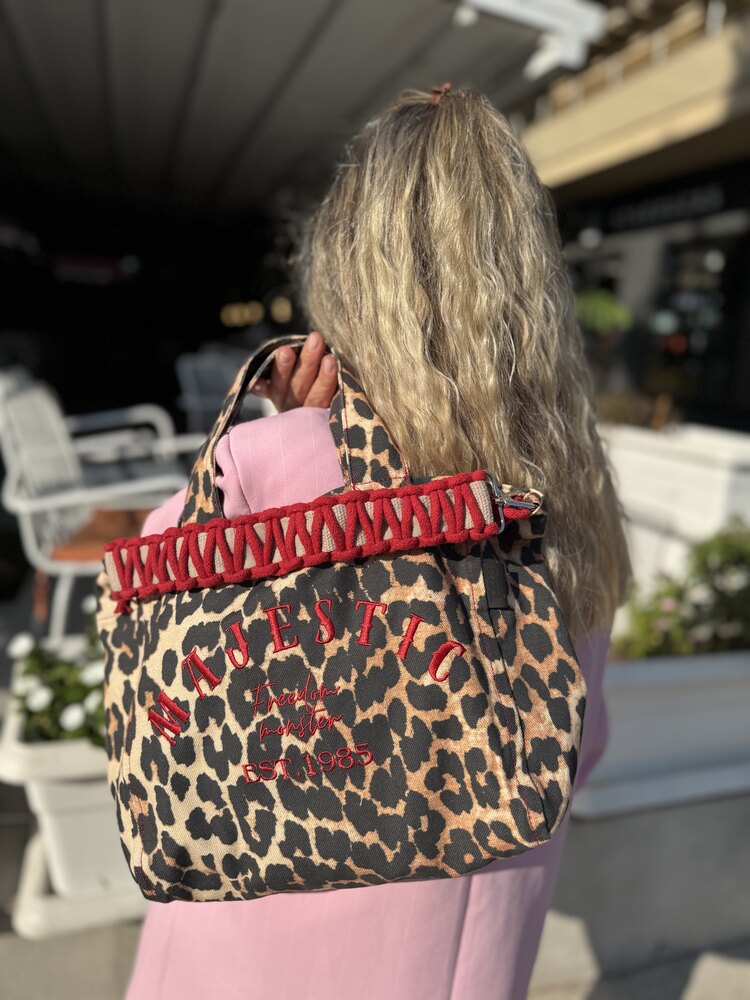 Majestic med red leo+askı