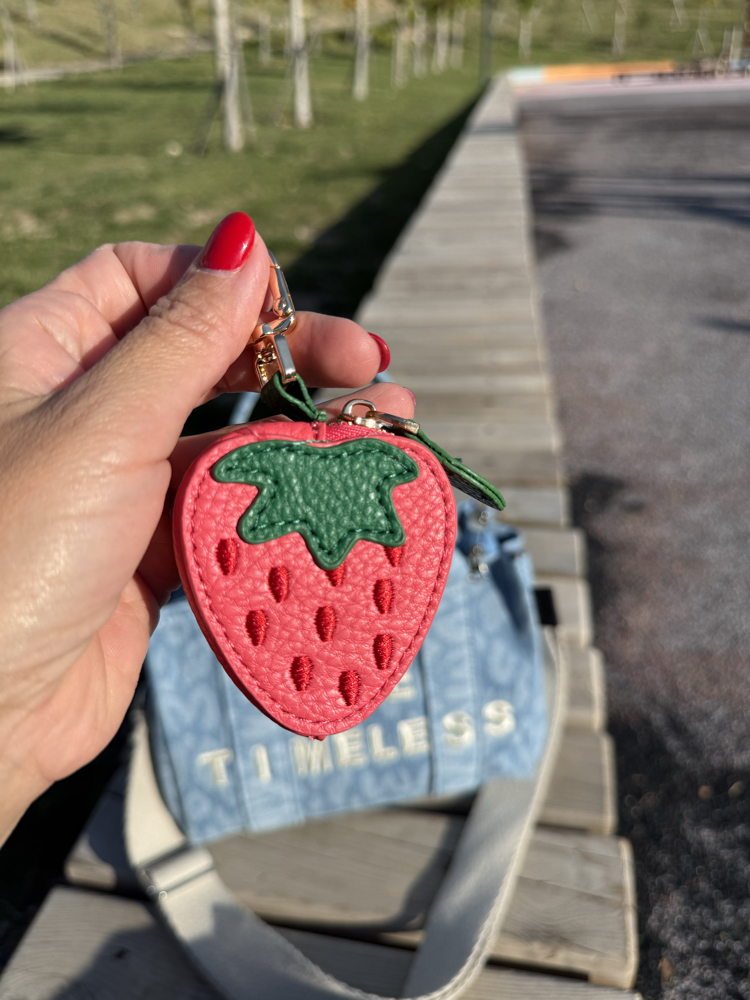 Charm Strawberry