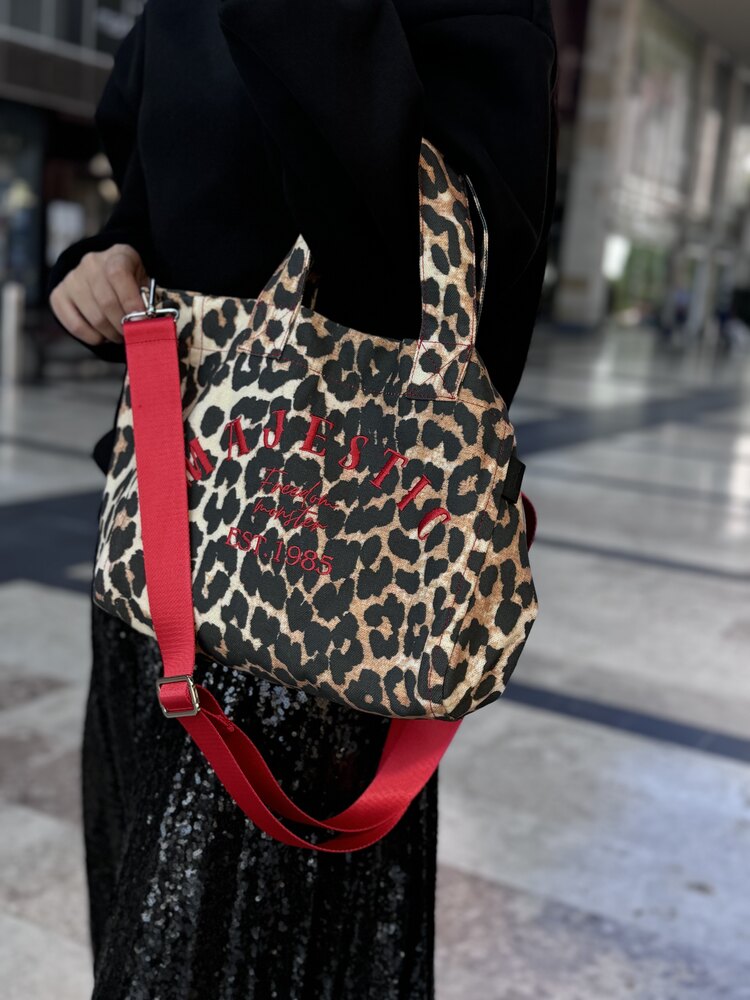 Majestic med red leo+askı