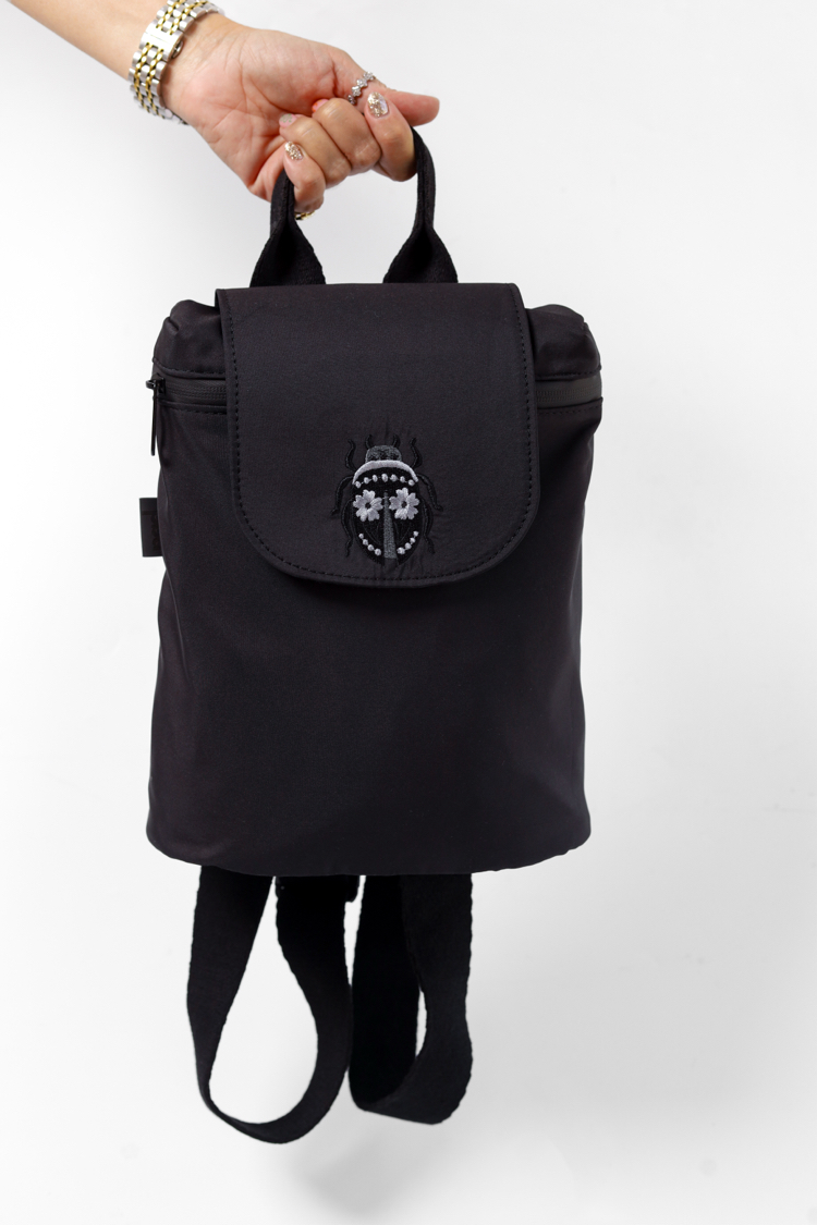 Scarab Black