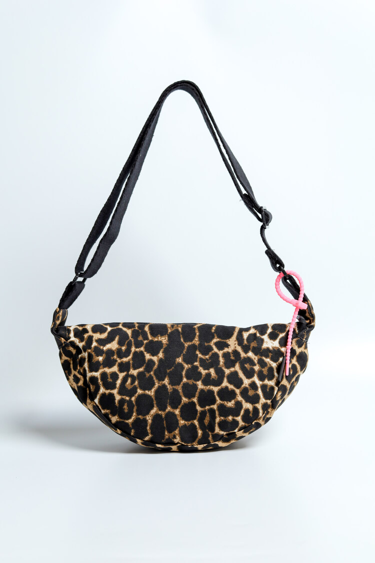 Uniq Brown Leo