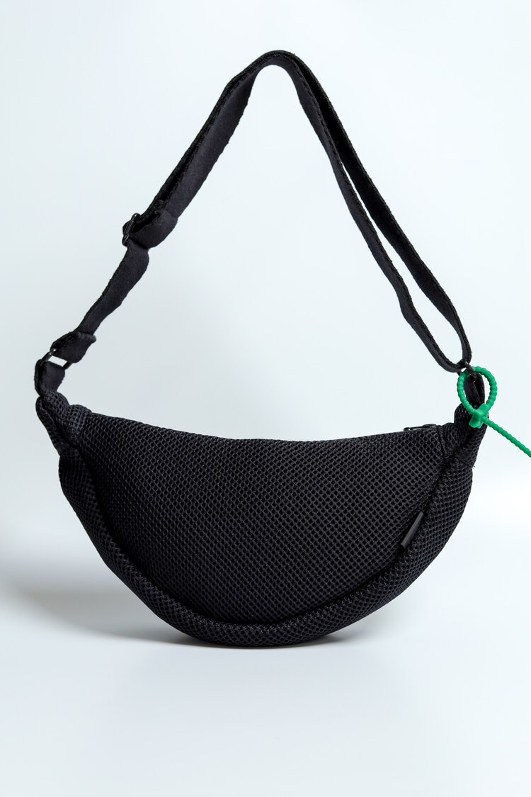 Uniq Black
