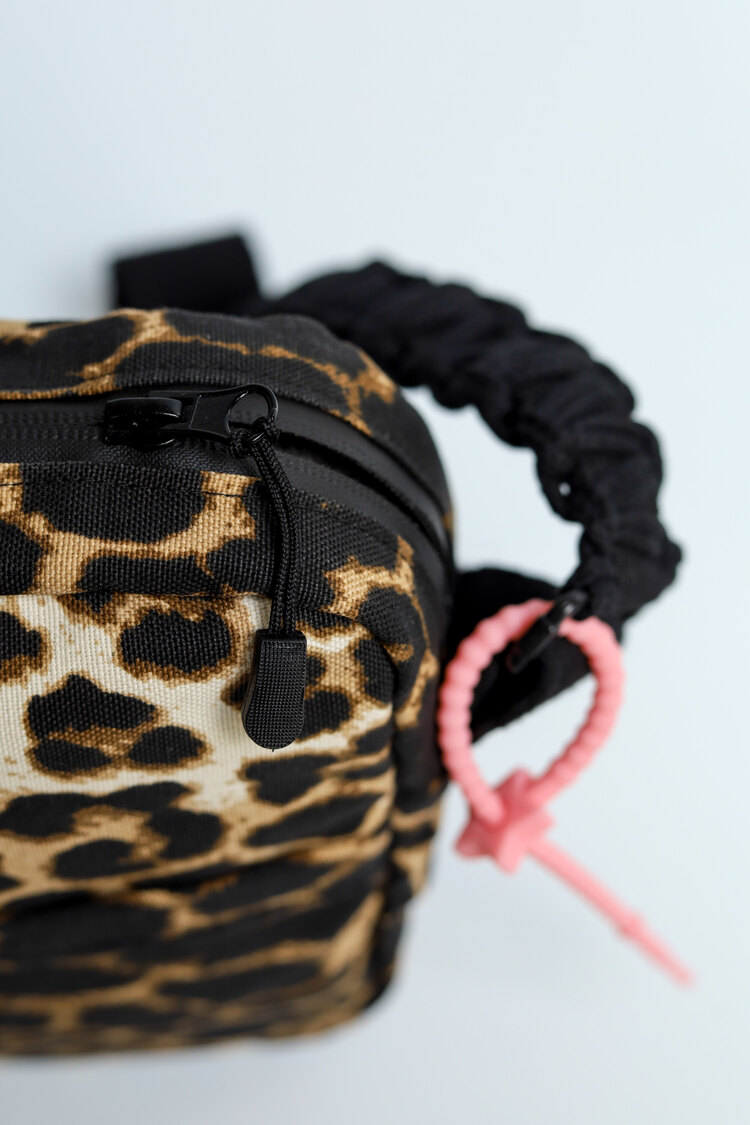 Nanni Brown Leo