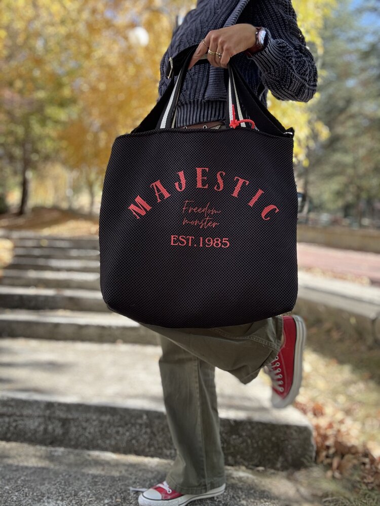 Majestic XL black