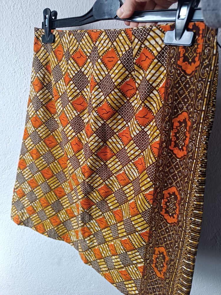 Kahverengi desenli vintage etek