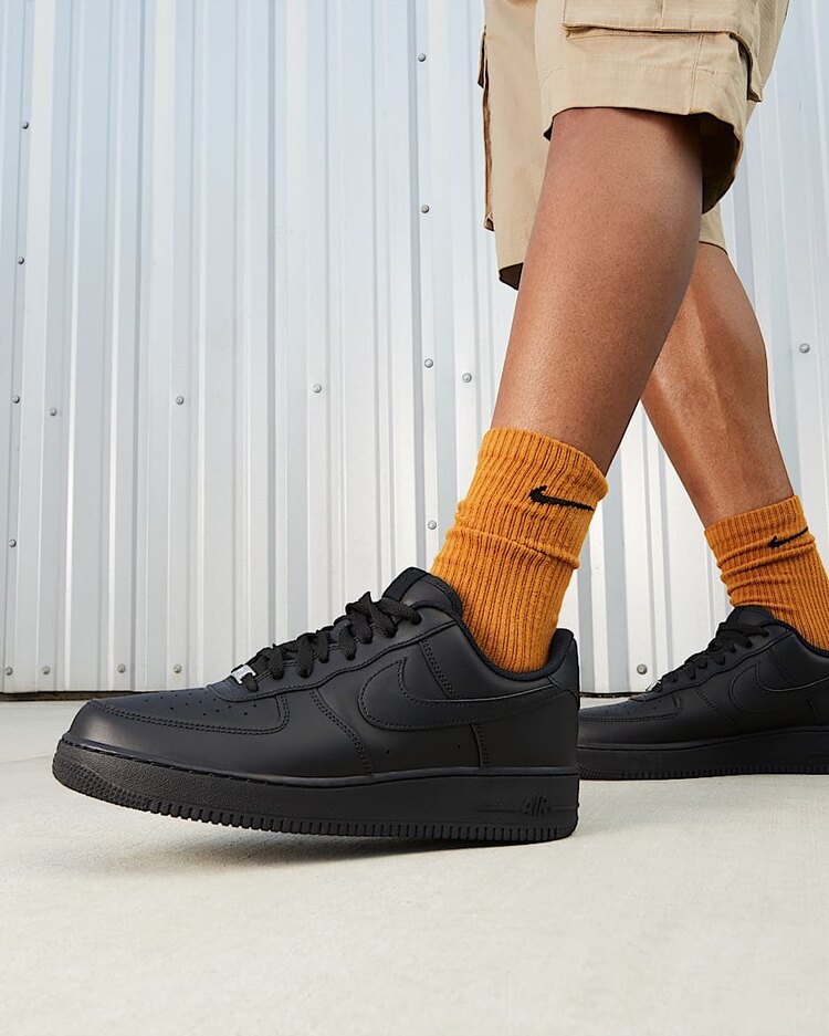 AF1 Black
