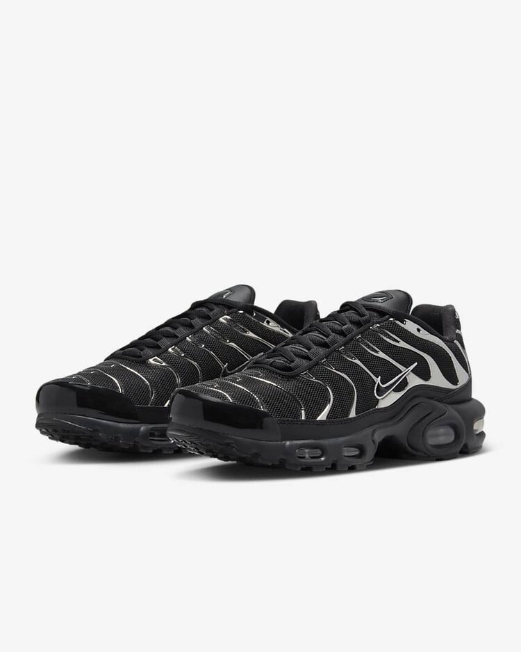 Air Max Plus TN Black/ Metallic Silver