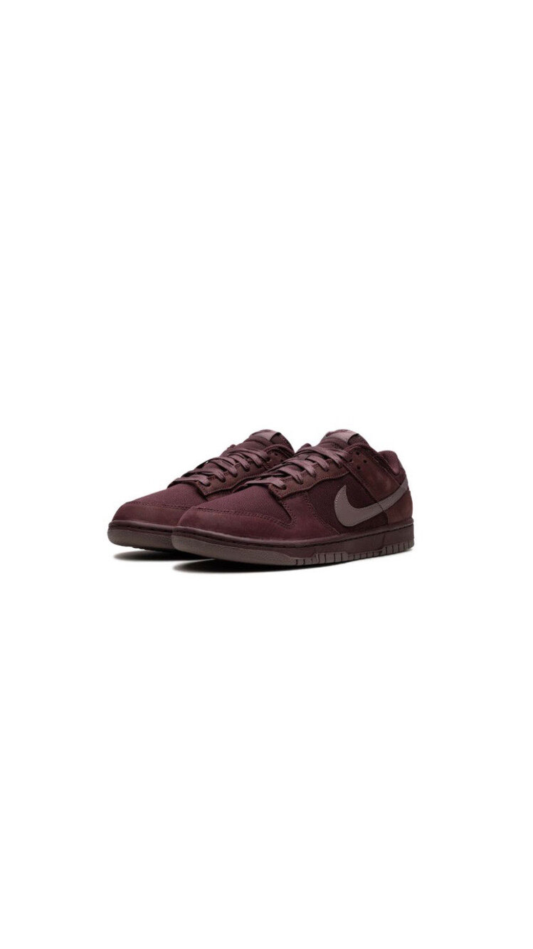 Dunk Low 'Burgundy Crush'