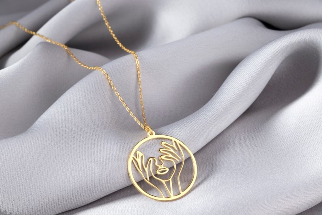 Navan 925 Ayar Gümüş Özgür Ruh Kadın Kolyesi (Gold, Silver ve Rose)