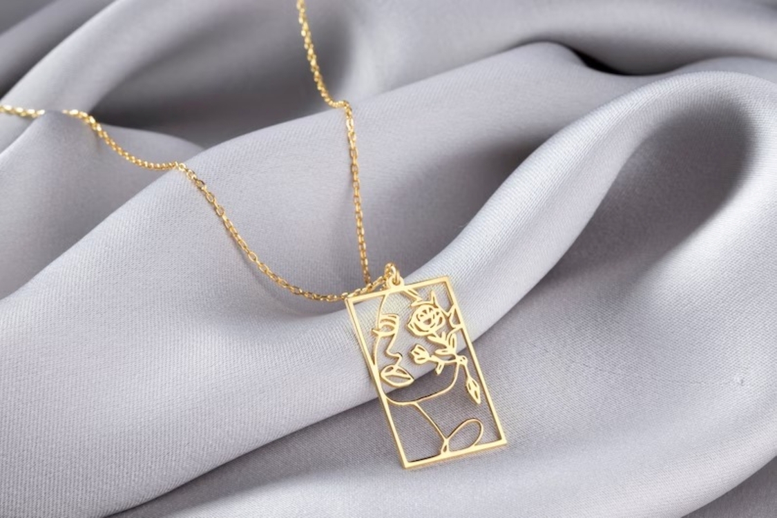 Navan 925 Ayar Gümüş Özgür Ruh Kadın Kolyesi (Gold, Silver ve Rose)