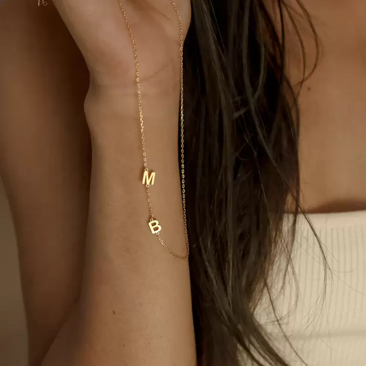 Off-Center Letter Necklace | Altın Kaplama | Özel Tasarım | Kutulu Hediye