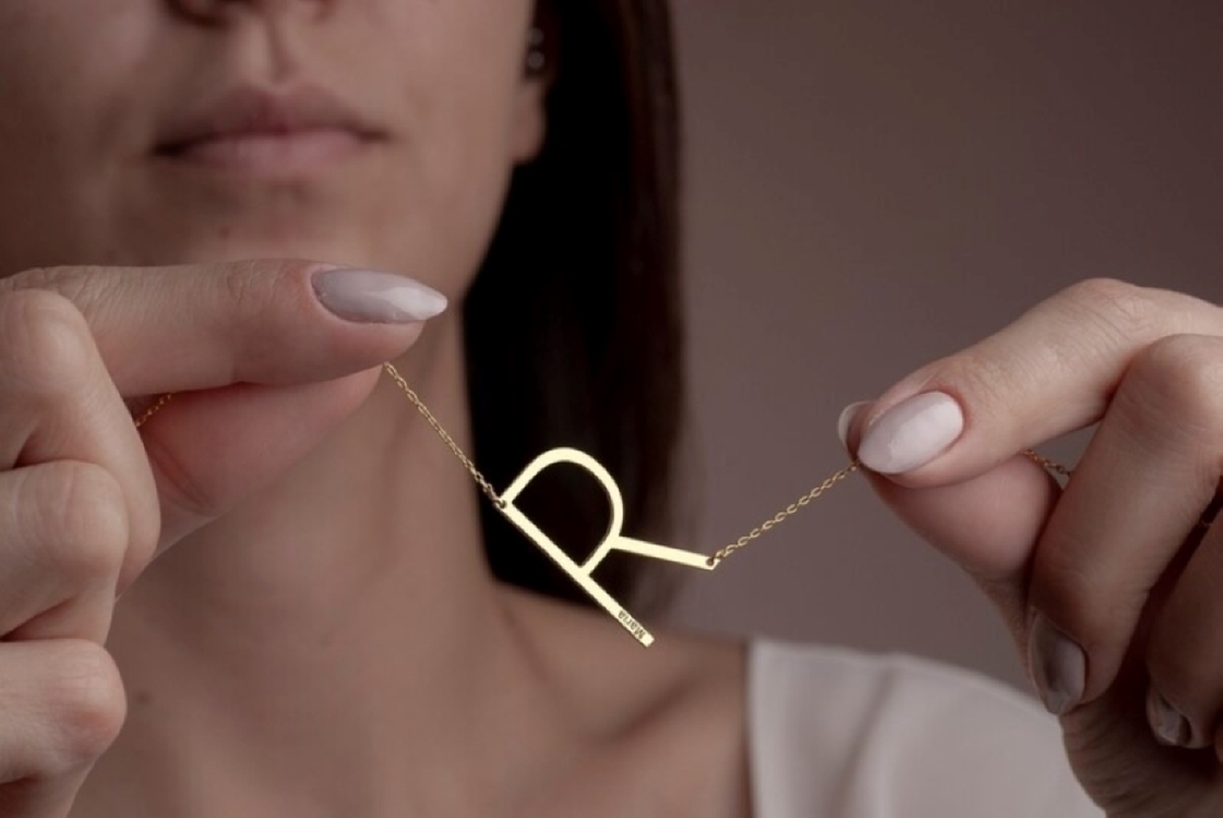 Navan 925 Ayar Gümüş Minimal Harf Kolyesi (Gold, Silver ve Rose) – Kişiye Özel
