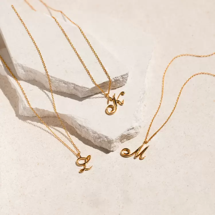 Script Initial Necklace | Altın Kaplama | Özel Tasarım | Kutulu Hediye
