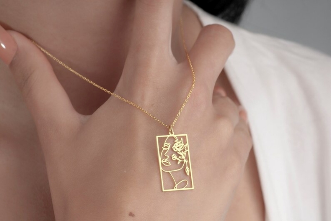 Navan 925 Ayar Gümüş Özgür Ruh Kadın Kolyesi (Gold, Silver ve Rose)