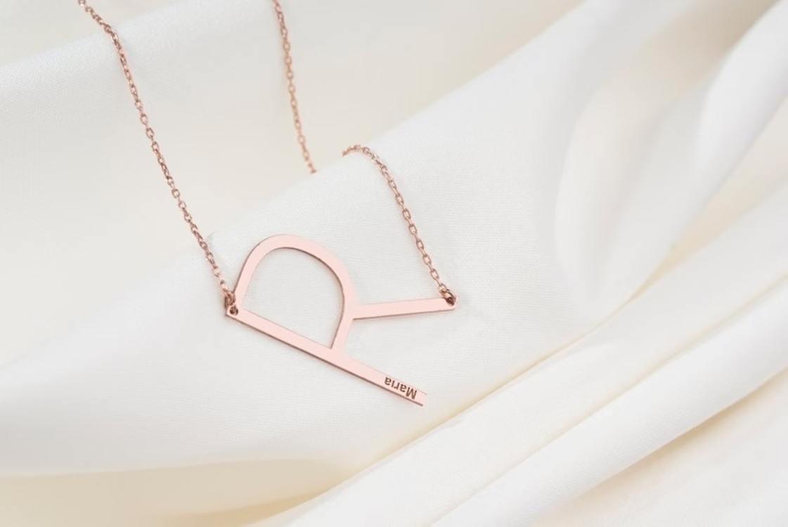 Navan 925 Ayar Gümüş Minimal Harf Kolyesi (Gold, Silver ve Rose) – Kişiye Özel