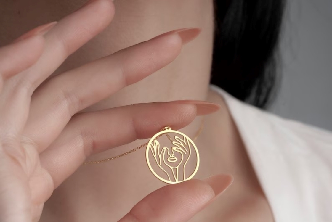 Navan 925 Ayar Gümüş Özgür Ruh Kadın Kolyesi (Gold, Silver ve Rose)